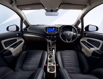 Painel frontal Proton Persona '04.2019–08.2021