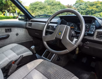 Interior Proton Saga Megavalve '08.1990–92