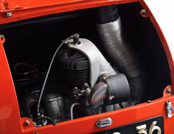 Пад капотам PTV 250 Roadster '1956–61
