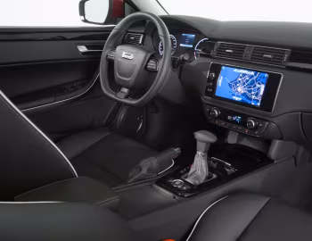 Интерьер Qoros 3 Hatch '2014–19