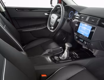 Интерьер Qoros 3 Hatch '2014–19