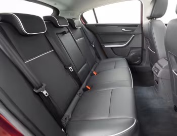 Интерьер Qoros 3 Hatch '2014–19