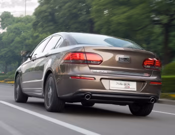 Qoros 3 Sedan '2014–20