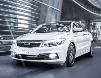 Qoros 3 Sedan '2014–20