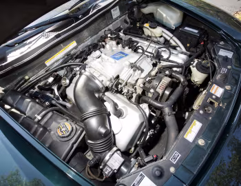 Under The Hood Qvale Mangusta '2000–01