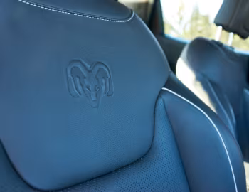 Interior Ram 1000 Big Horn '2021–pr.