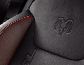Interior Ram 1000 Rebel '2021–pr.