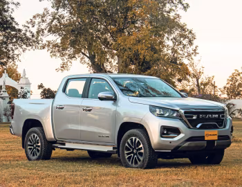 Ram 1200 Laramie Crew Cab [Mexico] '2024–pr.