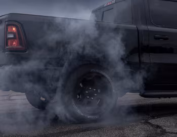 2026 Ram 1500 Black Express V8 Crew Cab [North America] (DT) '2025–pr.