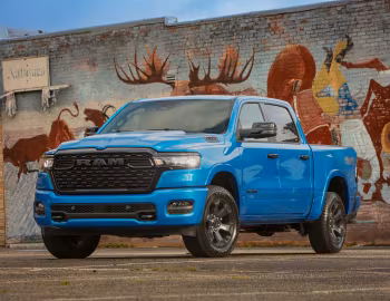 2025–pr. Ram 1500 Lone Star Night Edition Crew Cab (DT) '2024–pr.