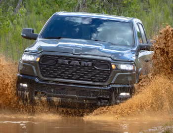 2026 Ram 1500 BackCountry V8 Crew Cab (DT) '2026
