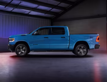 2024 Ram 1500 Big Horn Built to Serve Crew Cab (DT) '2023–24