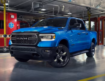 2023 Ram 1500 Big Horn Built to Serve Crew Cab (DT) '2022–23