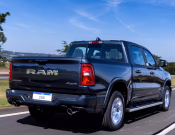 Ram 1500 Big Horn Crew Cab [Latam] '2026