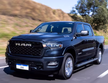 Ram 1500 Big Horn Crew Cab [Latam] '2026