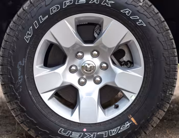 Ram 1500 Big Horn Crew Cab Off Road Package [EU-spec] (DS) '2023–pr.