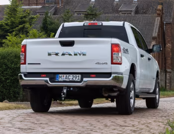 Ram 1500 Big Horn Crew Cab Off Road Package [EU-spec] (DS) '2023–pr.