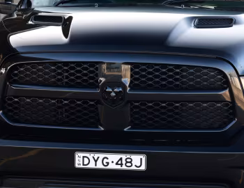 Ram 1500 Express "Black Pack" Quad Cab [Australia] (DS) '2019–pr.