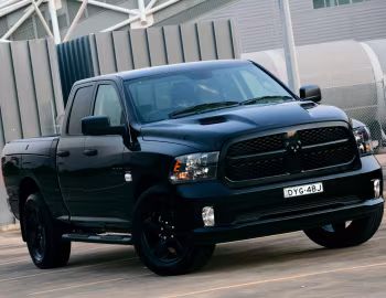 Ram 1500 Express "Black Pack" Quad Cab [Australia] (DS) '2019–pr.