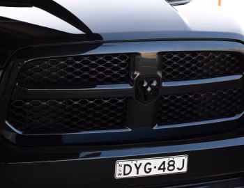 Ram 1500 Express "Black Pack" Quad Cab [Australia] (DS) '2019–pr.