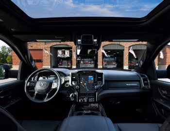 Painel frontal 2022 Ram 1500 Big Horn Built to Serve Crew Cab (DT) '2022
