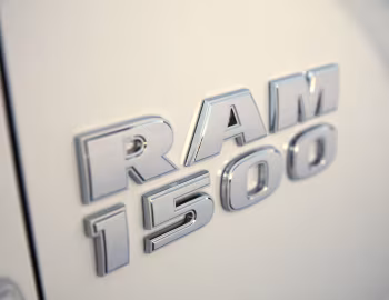 Ram 1500 Express Quad Cab [Australia] (DS) '2018–pr.