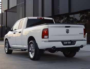 Ram 1500 Express Quad Cab [Australia] (DS) '2018–pr.