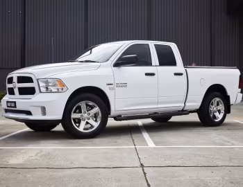 Ram 1500 Express Quad Cab [Australia] (DS) '2018–pr.