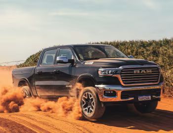 Ram 1500 Laramie Crew Cab [Latam] (DT) '2024–pr.
