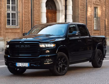 Ram 1500 Laramie Crew Cab Night Edition [EU-spec] (DT) '2024–pr.