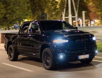 Ram 1500 Laramie Crew Cab Night Edition [EU-spec] (DT) '2024–pr.