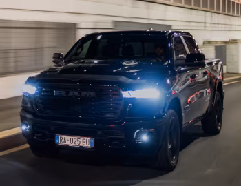 Ram 1500 Laramie Crew Cab Night Edition [EU-spec] (DT) '2024–pr.