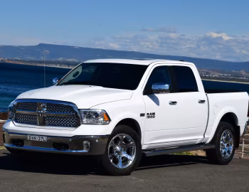 Ram 1500 Laramie Crew Cab [Australia] (DS) '2018–19