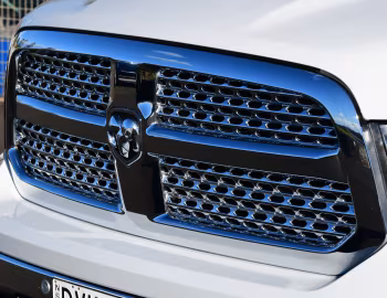 Ram 1500 Laramie Crew Cab [Australia] (DS) '2018–19