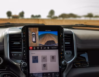 Interior Ram 1500 Laramie Crew Cab Night Edition [Latam] (DT) '2024–pr.