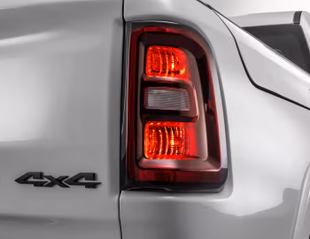 Ram 1500 Laramie Crew Cab Night Edition [Latam] (DT) '2024–pr.