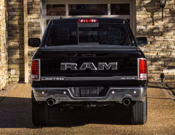 2015–18 Ram 1500 Limited Crew Cab '2015–18