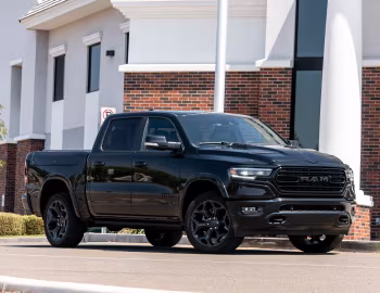 2020 Ram 1500 Limited Crew Cab EcoDiesel Black Appearance Package (DT) '2019–20