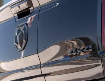2020 Ram 1500 Limited Crew Cab EcoDiesel Black Appearance Package (DT) '2019–20