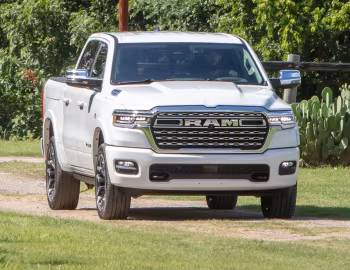 2026 Ram 1500 Limited Longhorn V8 Body-Color Bumper Group Crew Cab (DT) '2025–pr.