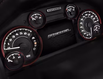 Комбінація приладів 2015–18 Ram 1500 Rebel Crew Cab '2015–18