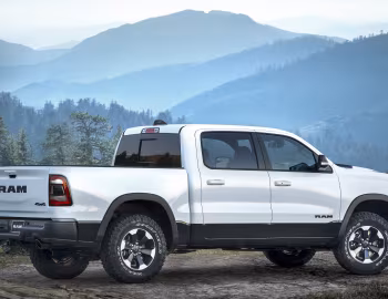 2019 Ram 1500 Rebel "12" Crew Cab (DT) '2018–19