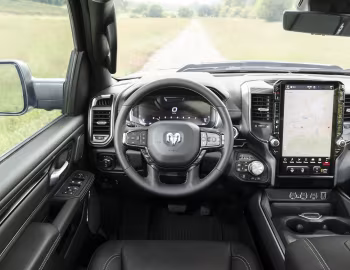 Painel frontal 2025–pr. Ram 1500 Rebel Crew Cab (DT) '2024–pr.