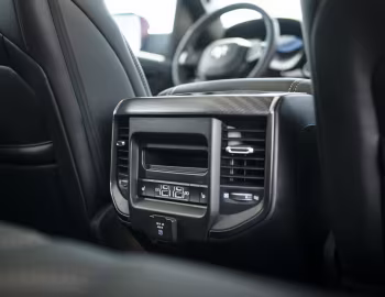 Interior 2025–pr. Ram 1500 Rebel Crew Cab (DT) '2024–pr.