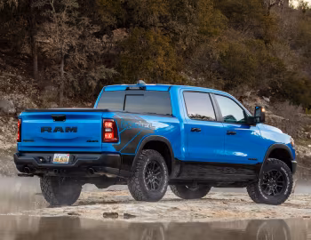 2025–pr. Ram 1500 Rebel Crew Cab (DT) '2024–pr.
