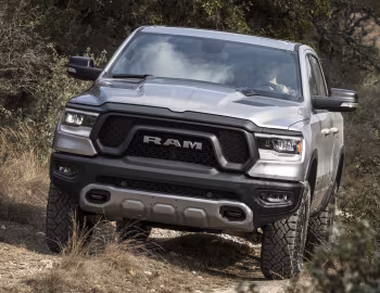 2019–pr. Ram 1500 Rebel Crew Cab (DT) '2018–pr.
