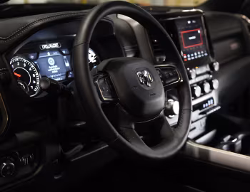 Інтер'єр 2019–н.ч. Ram 1500 Sport Crew Cab [Canada] (DT) '2018–н.ч.