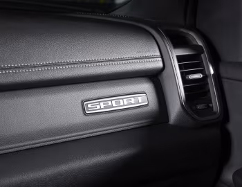 Інтер'єр 2019–н.ч. Ram 1500 Sport Crew Cab [Canada] (DT) '2018–н.ч.