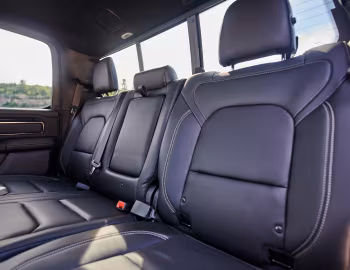 Interior 2019–pr. Ram 1500 Sport Crew Cab [Canada] (DT) '2018–pr.