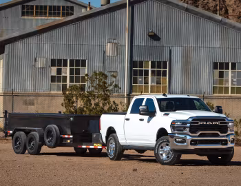 2025–pr. Ram 2500 Tradesman Crew Cab Chrome Appearance Group (DJ) '2025–pr.